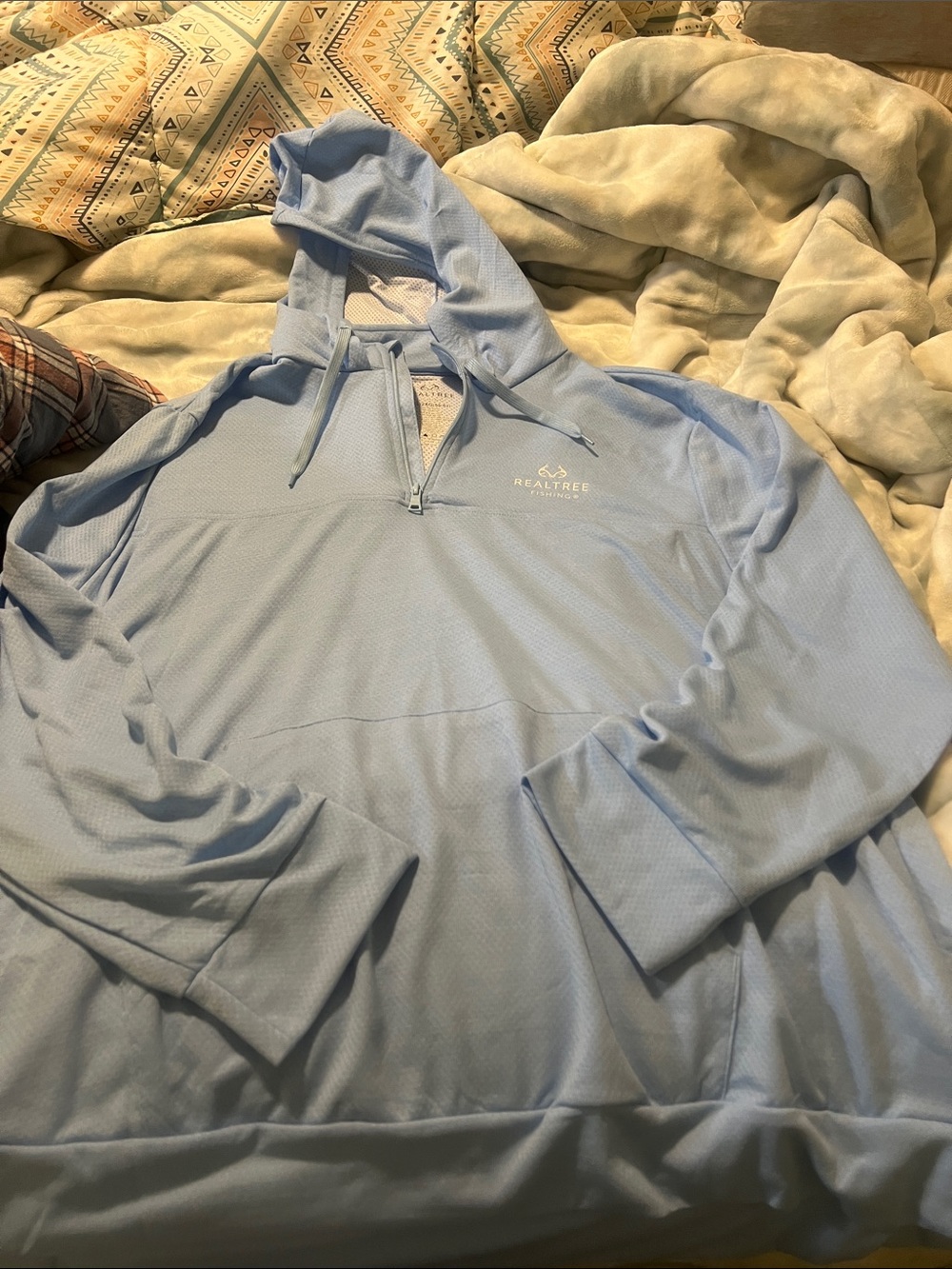 Realtree Men’s Light Blue Quarter-Zip Hooded Pullover
